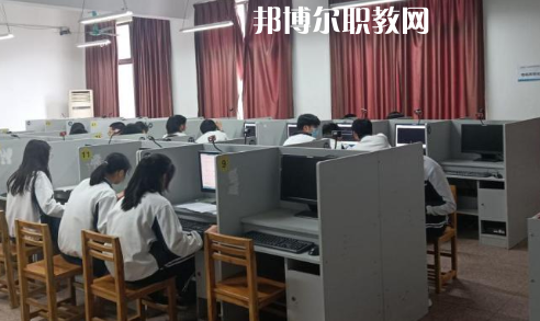 武漢建設(shè)學(xué)校2022年報(bào)名條件、招生要求、招生對(duì)象