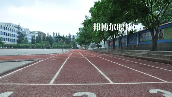 四川榮縣職業(yè)高級中學校2022年怎么樣、好不好