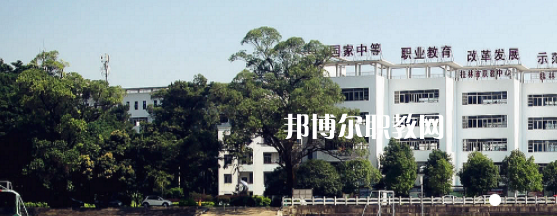 桂林市旅游職業(yè)中等專業(yè)學校2022年報名條件、招生要求、招生對象