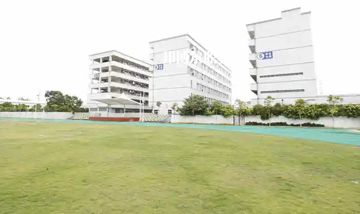 湖南醫(yī)藥衛(wèi)校2022年報名條件、招生要求、招生對象