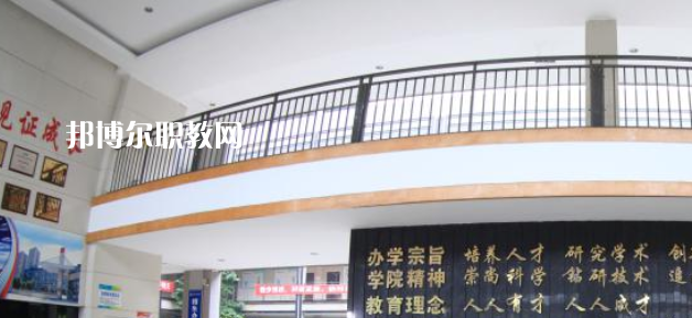 重慶交通技師學(xué)院2023年報(bào)名條件、招生要求、招生對(duì)象