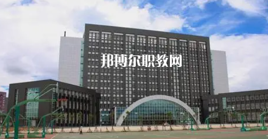 昆明高職?？圃盒Ｅ琶?0強(qiáng)