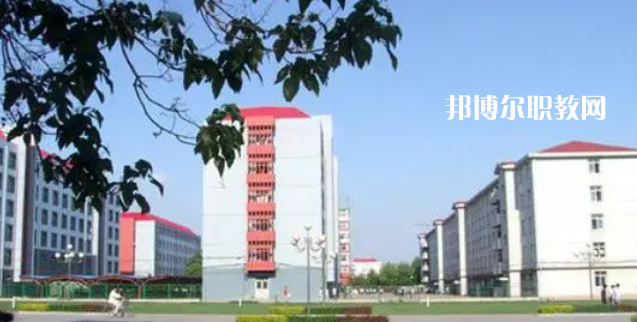 唐山高職?？圃盒Ｅ琶?強(qiáng)