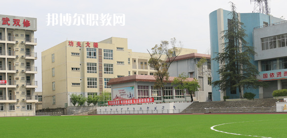 德陽弘正科技職業(yè)學(xué)校2023年學(xué)費(fèi)、收費(fèi)多少