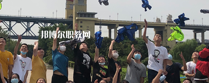 2023南京市公用事業(yè)技工學(xué)校招生計(jì)劃 招生人數(shù)是多少(附要求、條件、對(duì)象)