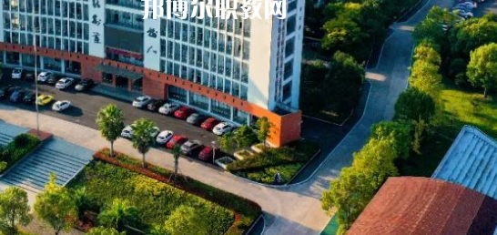 2023浦江縣職業(yè)技術學校多少錢 浦江縣職業(yè)技術學校各專業(yè)學費收費標準