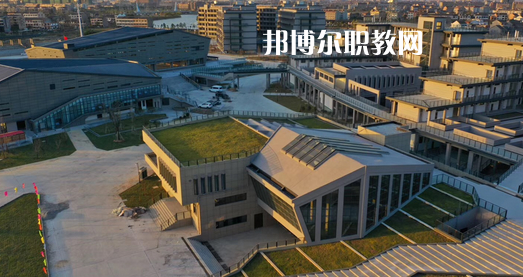 臺州第一技師學(xué)院地址在哪里，哪個地區(qū)，哪個城市?