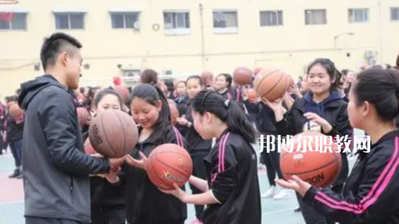 西安市明珠職業(yè)學(xué)校地址在哪里，哪個(gè)地區(qū)，哪個(gè)城市?