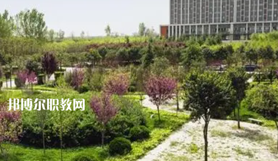 陜西省高新技術(shù)學(xué)校地址，乘車路線