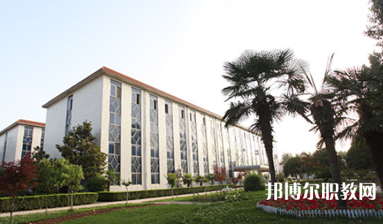 2023西安齊力鐵路技工學(xué)校招生計劃 招生人數(shù)是多少(附要求、條件、對象)