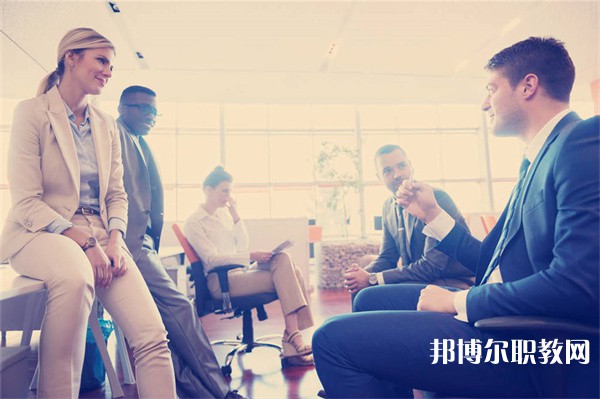 江蘇海安雙樓職業(yè)高級(jí)中學(xué)有哪些招生專(zhuān)業(yè)（2023年）