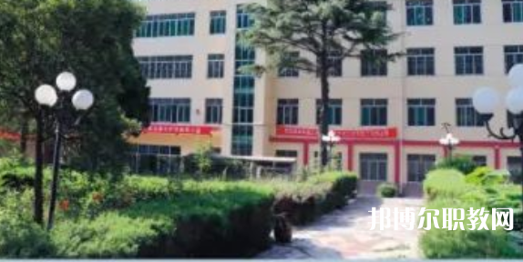 寶雞秦華職業(yè)技術(shù)學(xué)校地址，乘車路線