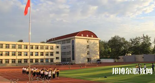 唐山市第一職業(yè)中等專業(yè)學(xué)校地址，乘車路線