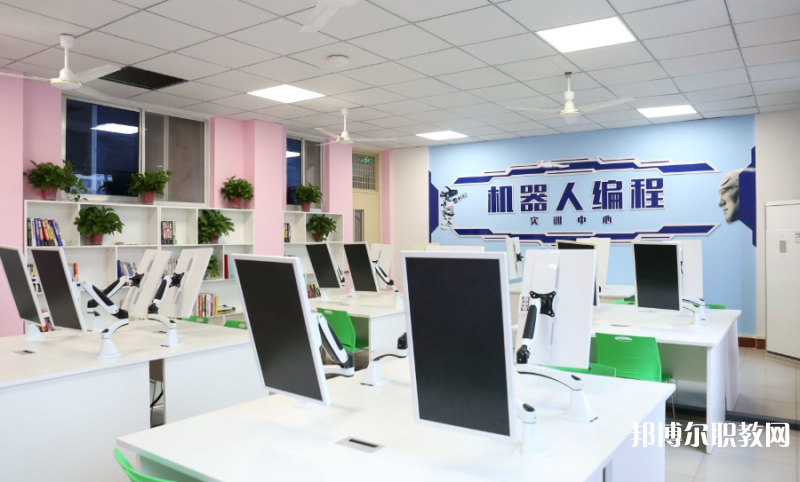 2023鄭州新華中等專業(yè)學(xué)校招生計(jì)劃 招生人數(shù)是多少(附要求、條件、對(duì)象)