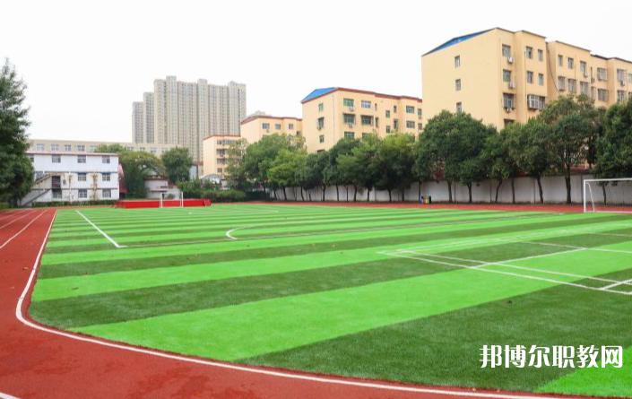 鄭州新華中等專業(yè)學(xué)校怎么樣、好不好