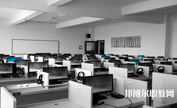 南召縣培英中等職業(yè)學校怎么樣、好不好