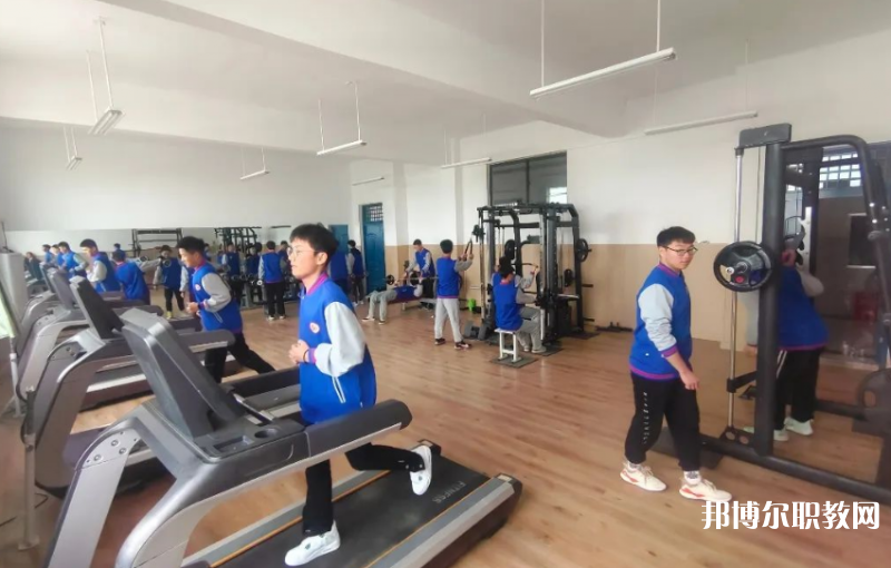 周口市潁河職業(yè)中等專業(yè)學(xué)校地址，乘車路線
