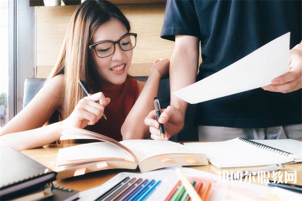 河南哪里的中專學校能讀雜技專業(yè)