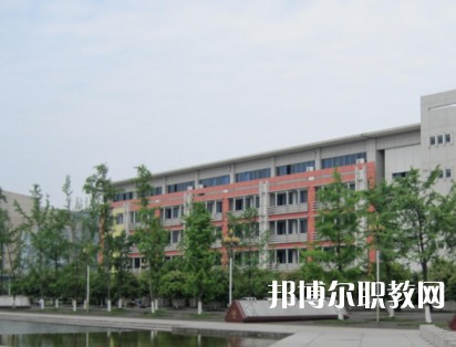 安陸深藍電子工業(yè)技術(shù)學校2023年招生錄取分數(shù)線（2024參考）