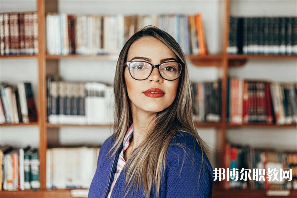 廣東哪里的職業(yè)學(xué)校能讀商務(wù)文秘專(zhuān)業(yè)