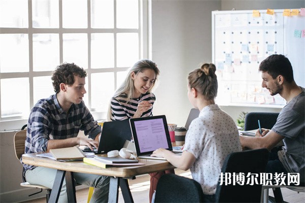 廣東哪里的中職學校能讀家具設(shè)計與制作專業(yè)