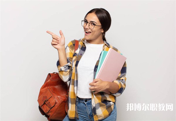 廣東哪里的職業(yè)學(xué)校能讀平面設(shè)計(jì)專(zhuān)業(yè)