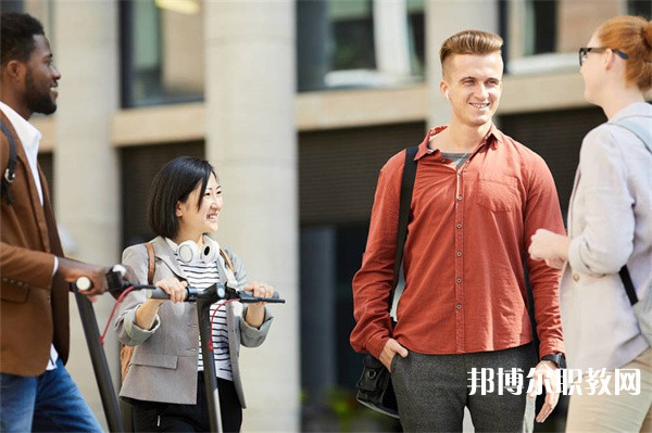 廣東哪里的技工學(xué)校能讀機(jī)械設(shè)備維修專(zhuān)業(yè)