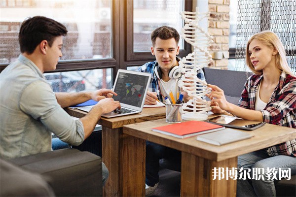 廣東哪里的中職學校能讀計算機應(yīng)用（信息管理方向）專業(yè)