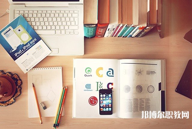 四川哪里的職業(yè)學校能讀汽車駕駛專業(yè)