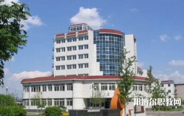 2024鞍山市廣播電視學(xué)校招生計(jì)劃 招生人數(shù)是多少(附要求、條件、對(duì)象)