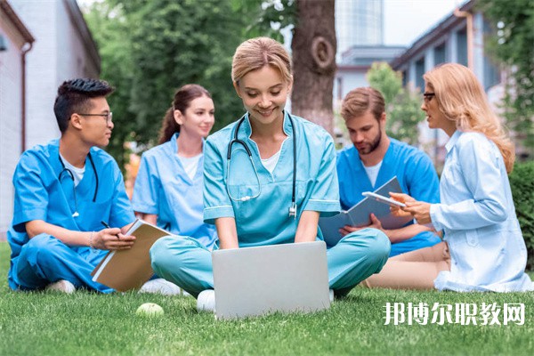 湖南哪里的中職學校能讀美術繪畫專業(yè)專業(yè)