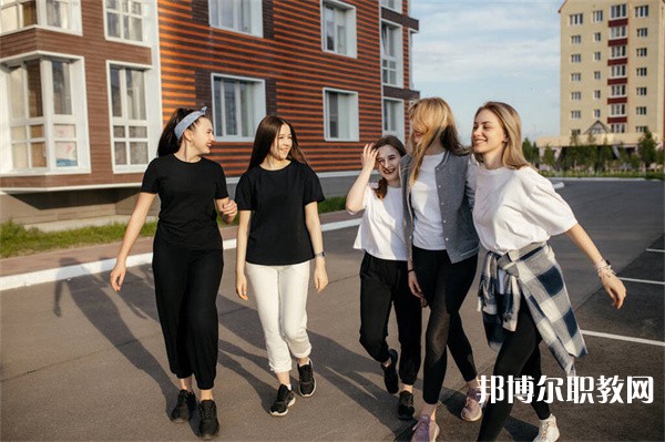 貴州哪里的中職學(xué)校能讀英語(yǔ)教育專(zhuān)業(yè)