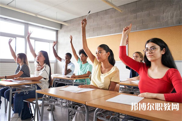 貴州哪里的職業(yè)學校能讀煙草生產與加工專業(yè)