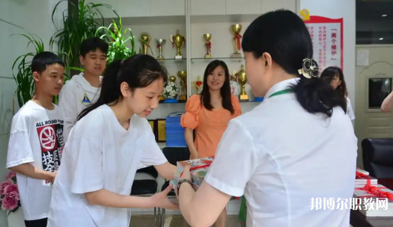 沈陽市皇姑區(qū)聾人學校怎么樣、好不好